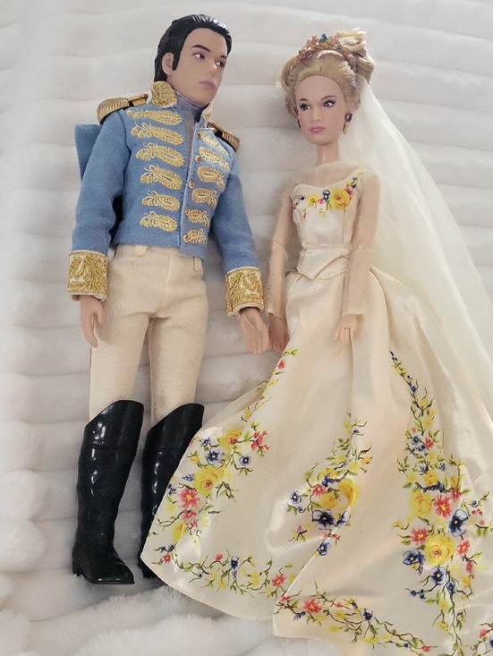 Disney Other - Disney Store Live Cinderella & Prince wedding day Rare